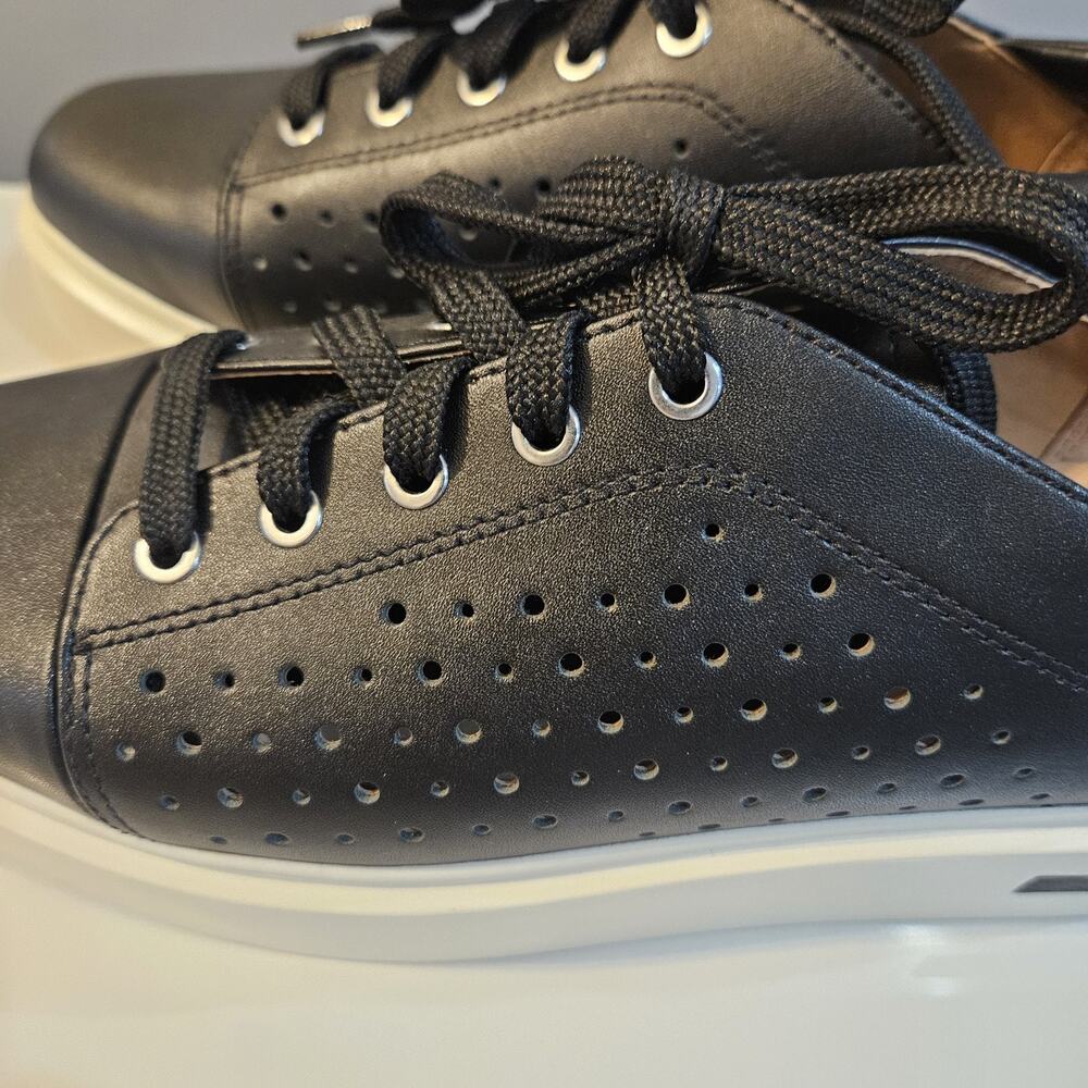 Linea Paolo Black Perforated Womens Lace-Up Platform Sneakers Size 9M - Picture 7 of 14